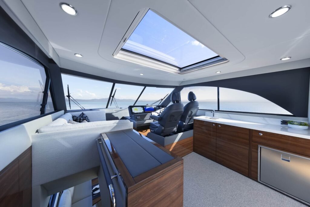Maritimo M55 Black Edition Desktop50