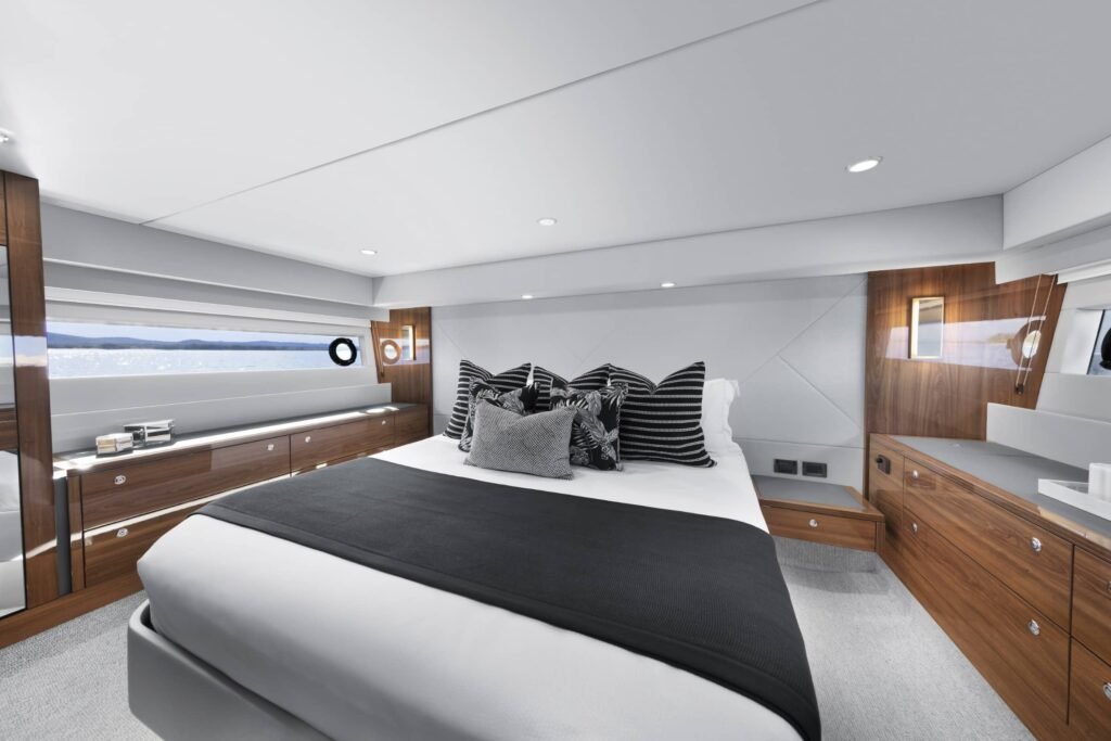 Maritimo M55 Black Edition Desktop52 (1)