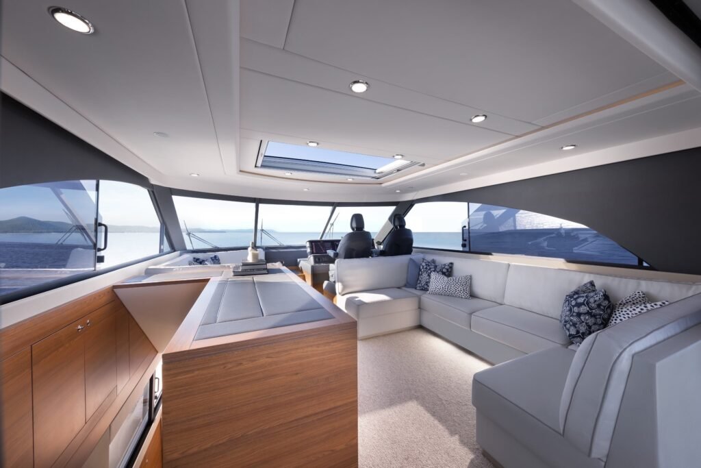 Maritimo M7560